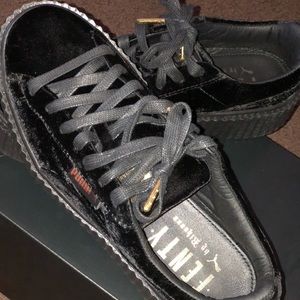 Fenty puma creepers black velvet